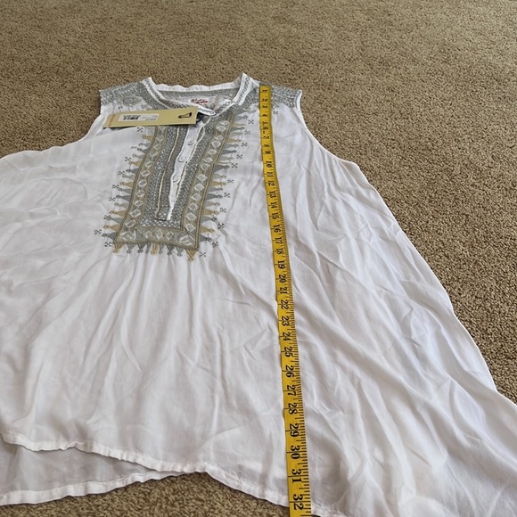 NWT! BIYA Johnny Was Size L white Saverio rayon embroidered top - Picture 11 of 13